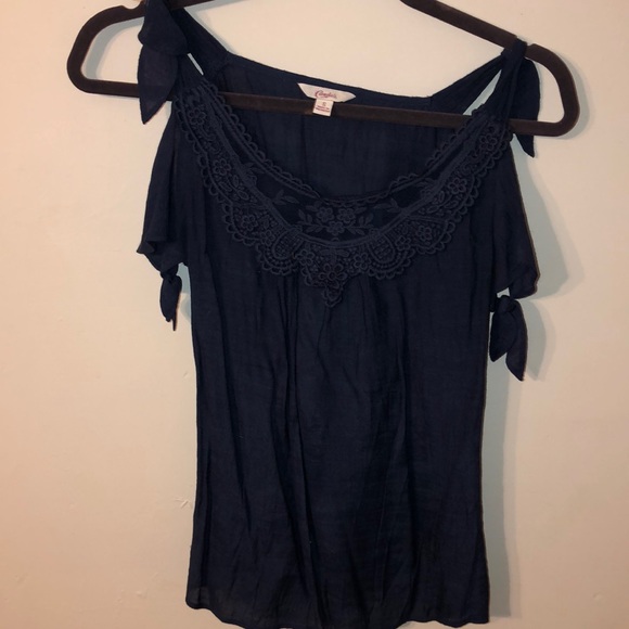 Candie’s Blue Top - Picture 1 of 3